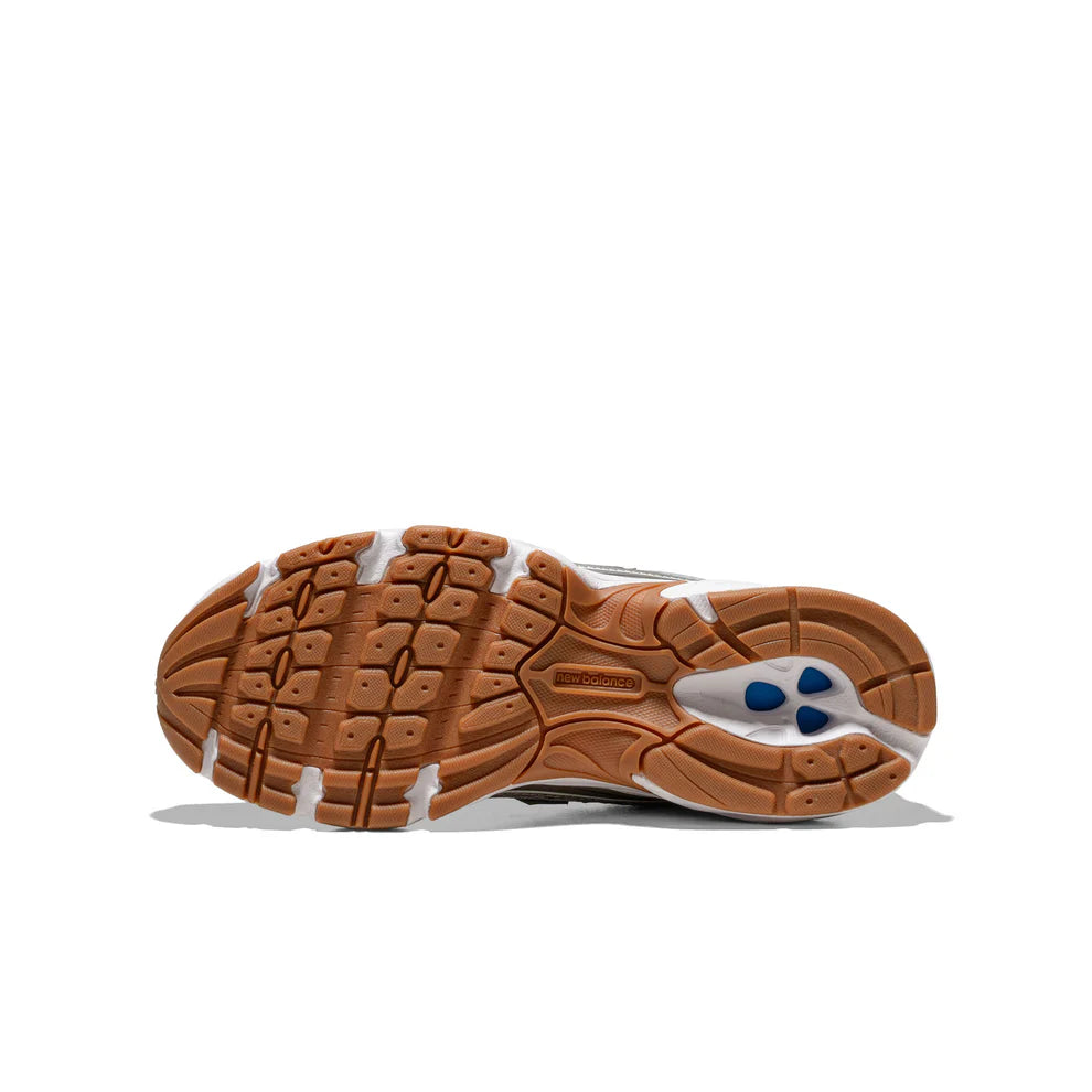 NEW BALANCE GR740GB