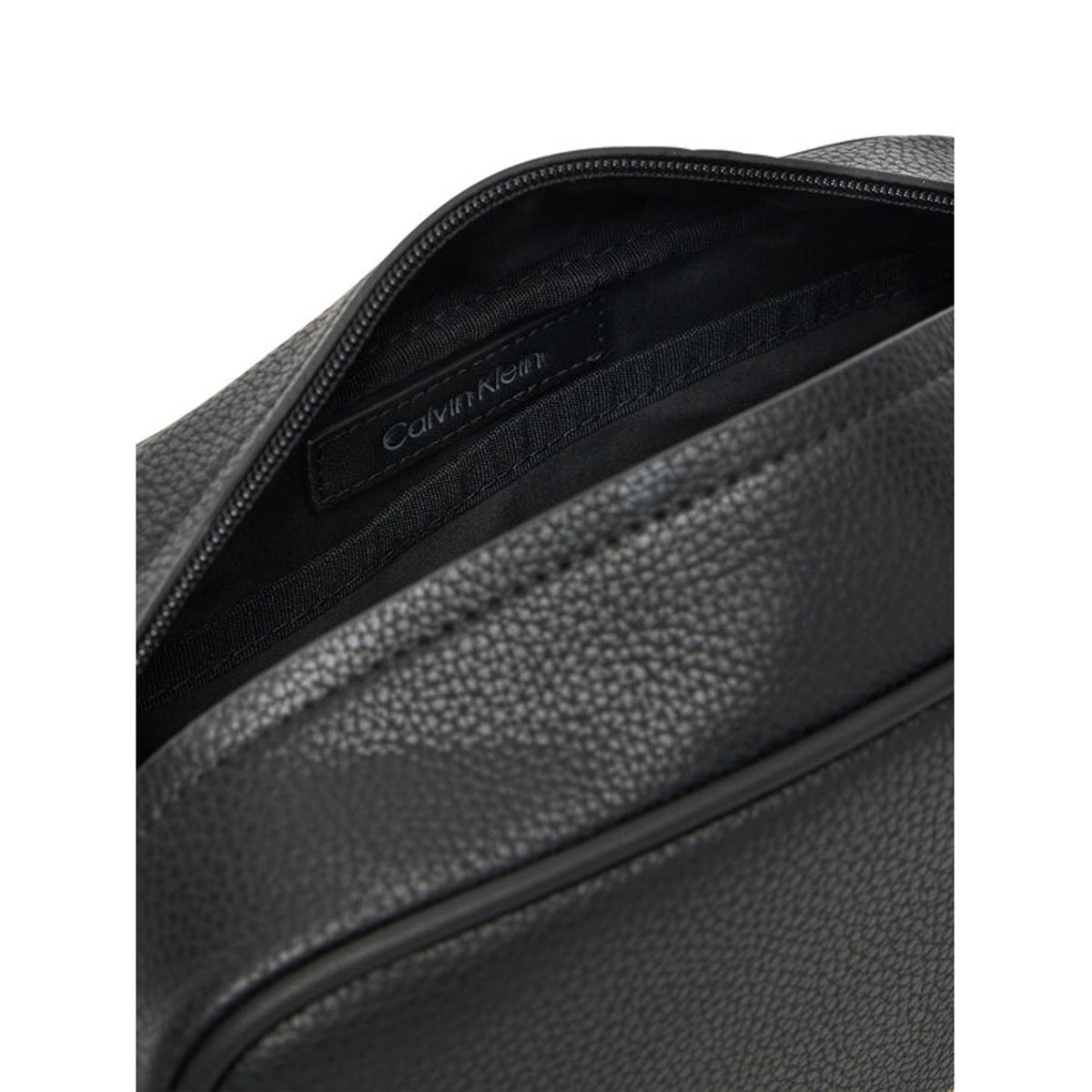 Calvin Klein beauty case Must Washbag LV04D1046G-UB1 nero