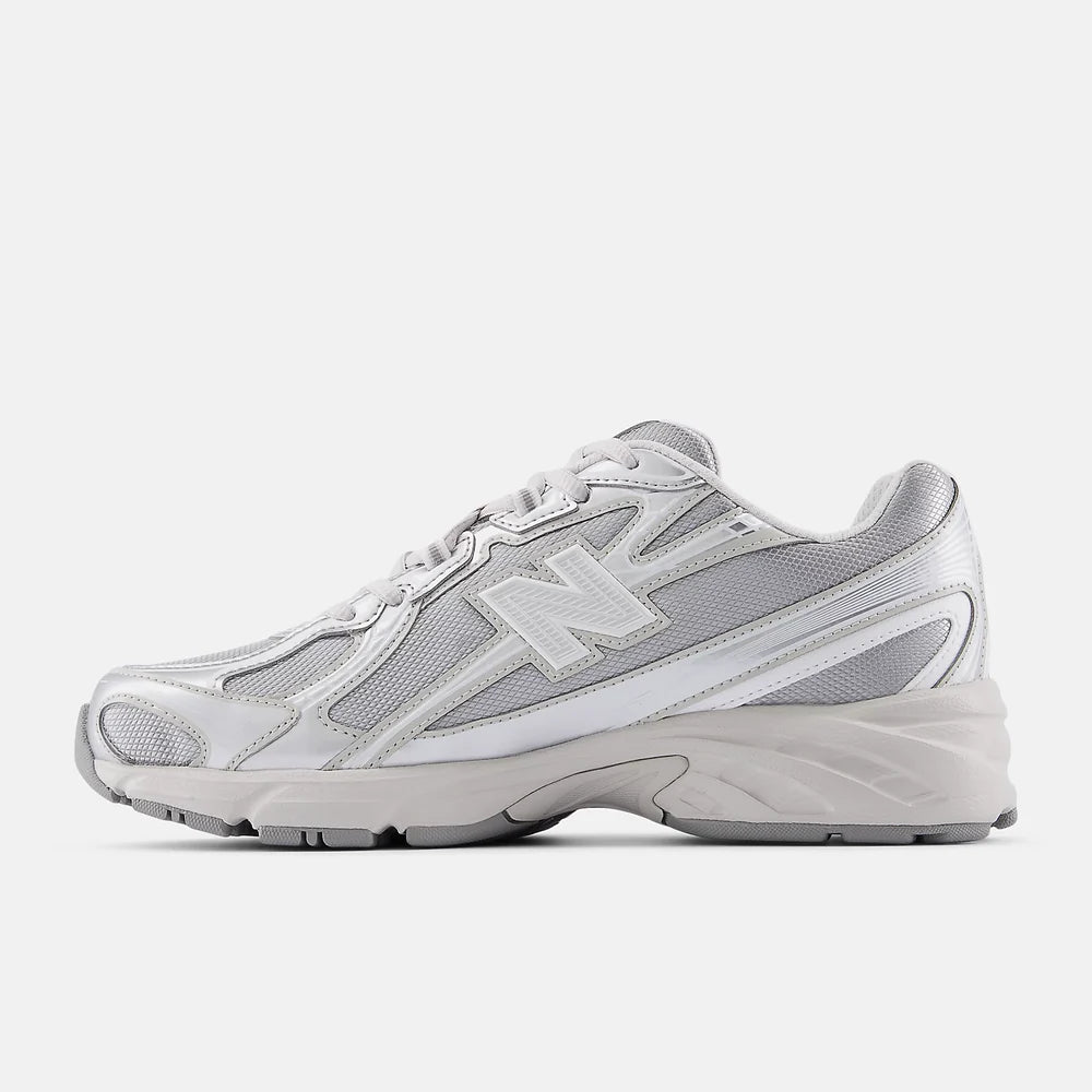 NEW BALANCE U7405I7 5I7