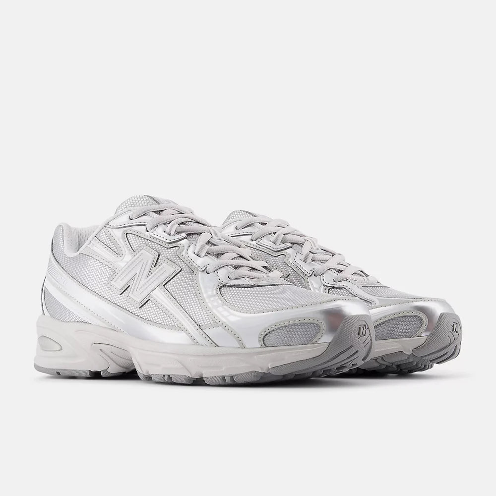 NEW BALANCE U7405I7 5I7