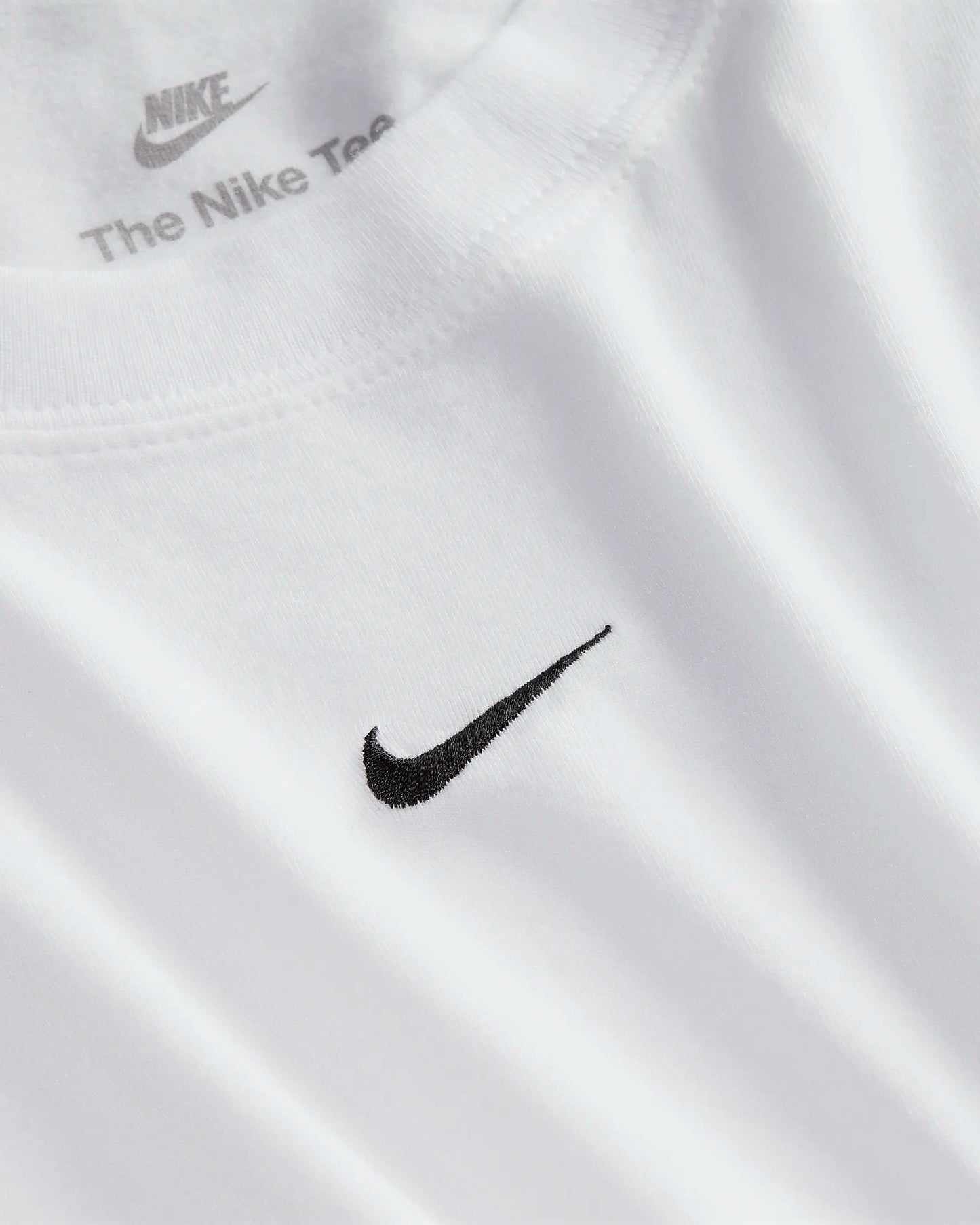 NIKE T-SHIRT W FV5508-100