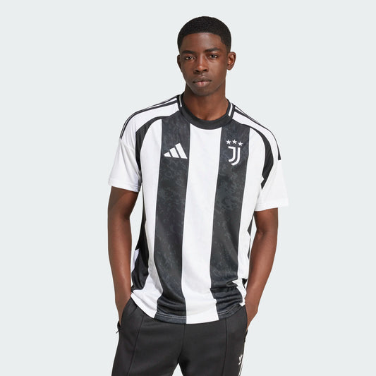 ADIDAS T SHIRT JUVE M IS8002