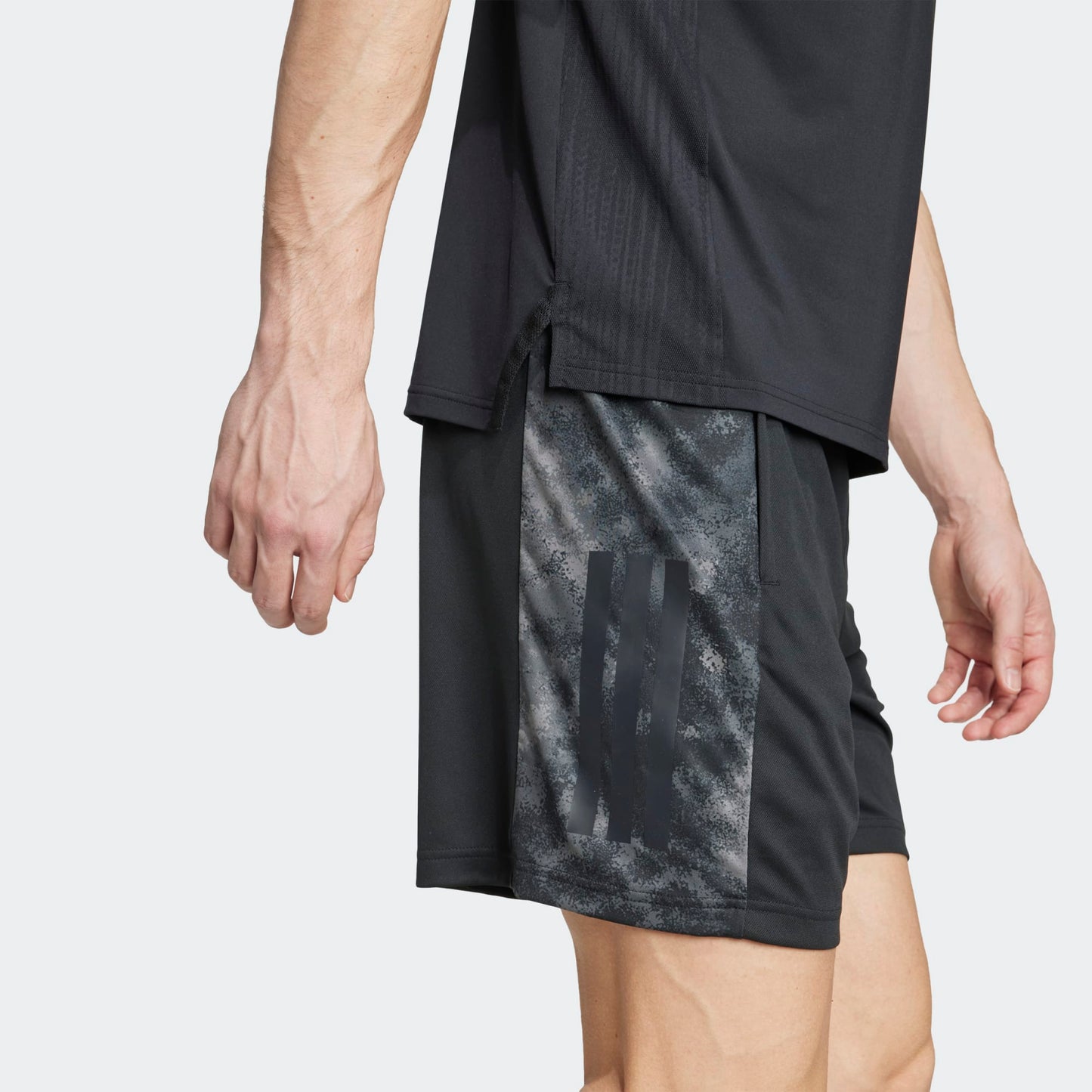 SHORT M JV7263