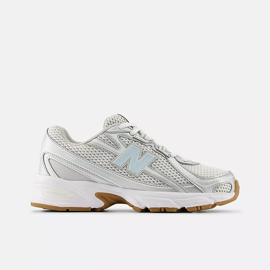 NEW BALANCE GR740AA