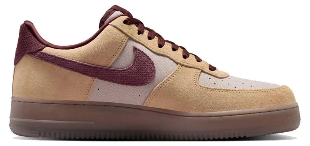 NIKE AIR FORCE 1 '07 IQ3408-286