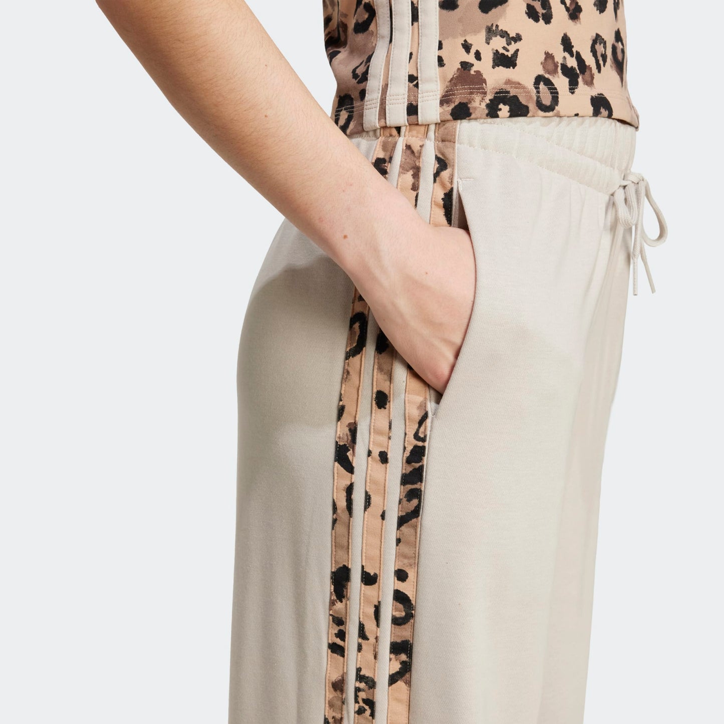 ADIDAS PANTALONE W JM1841       BEIGE
