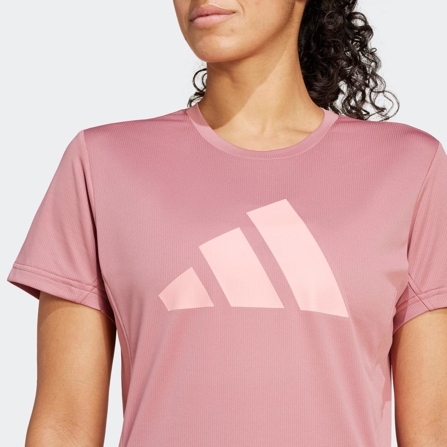 ADIDAS T-SHIRT W IW8444