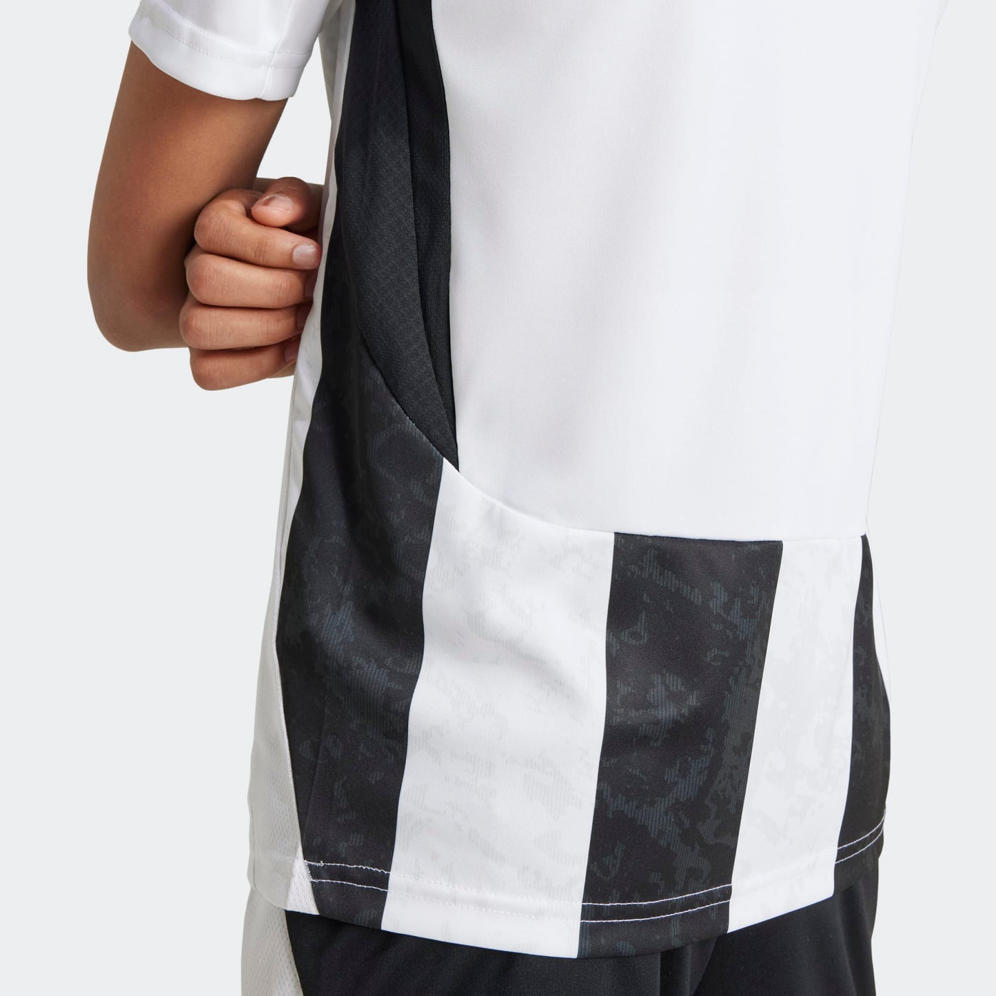 ADIDAS T-SHIRT JUVE K IT3552