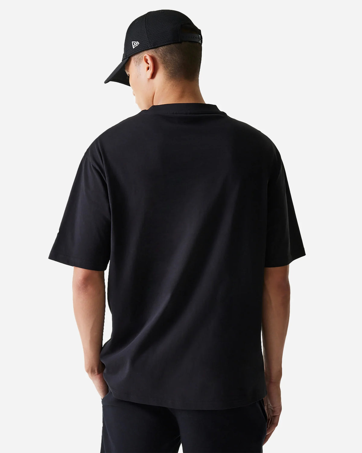 NEW ERA T-SHIRT OVERSIZE MLB UOMO NERA 0675746-0001