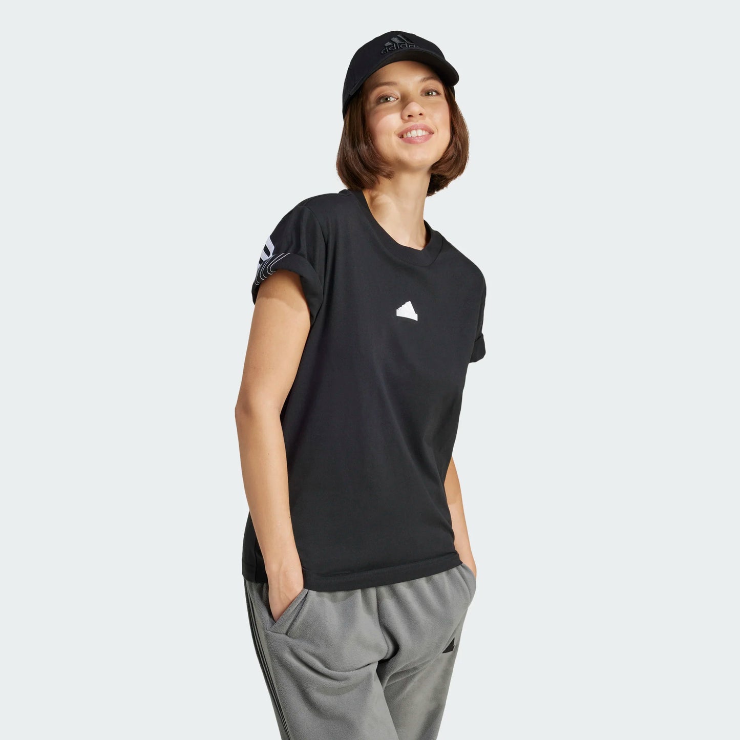 ADIDAS T-SHIRT W IW4563