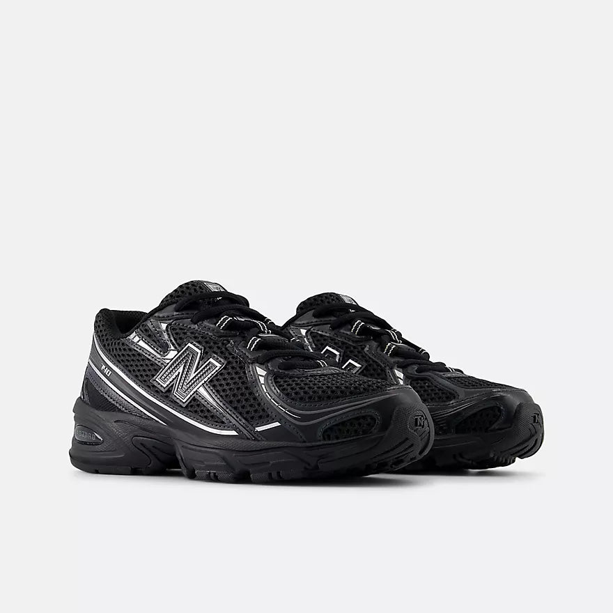 NEW BALANCE GR740BM