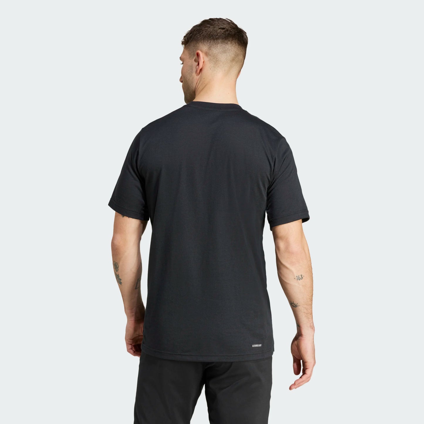 ADIDAS T-SHIRT M IS6151