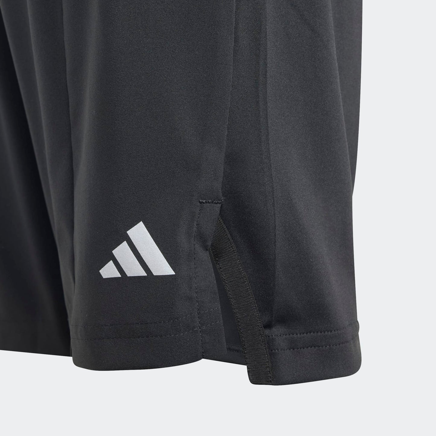 ADIDAS SHORT K IN1662
