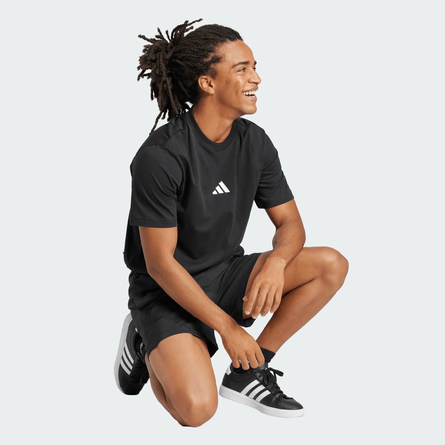 ADIDAS M SL SJ T BLACK/WHITE (JE9024)